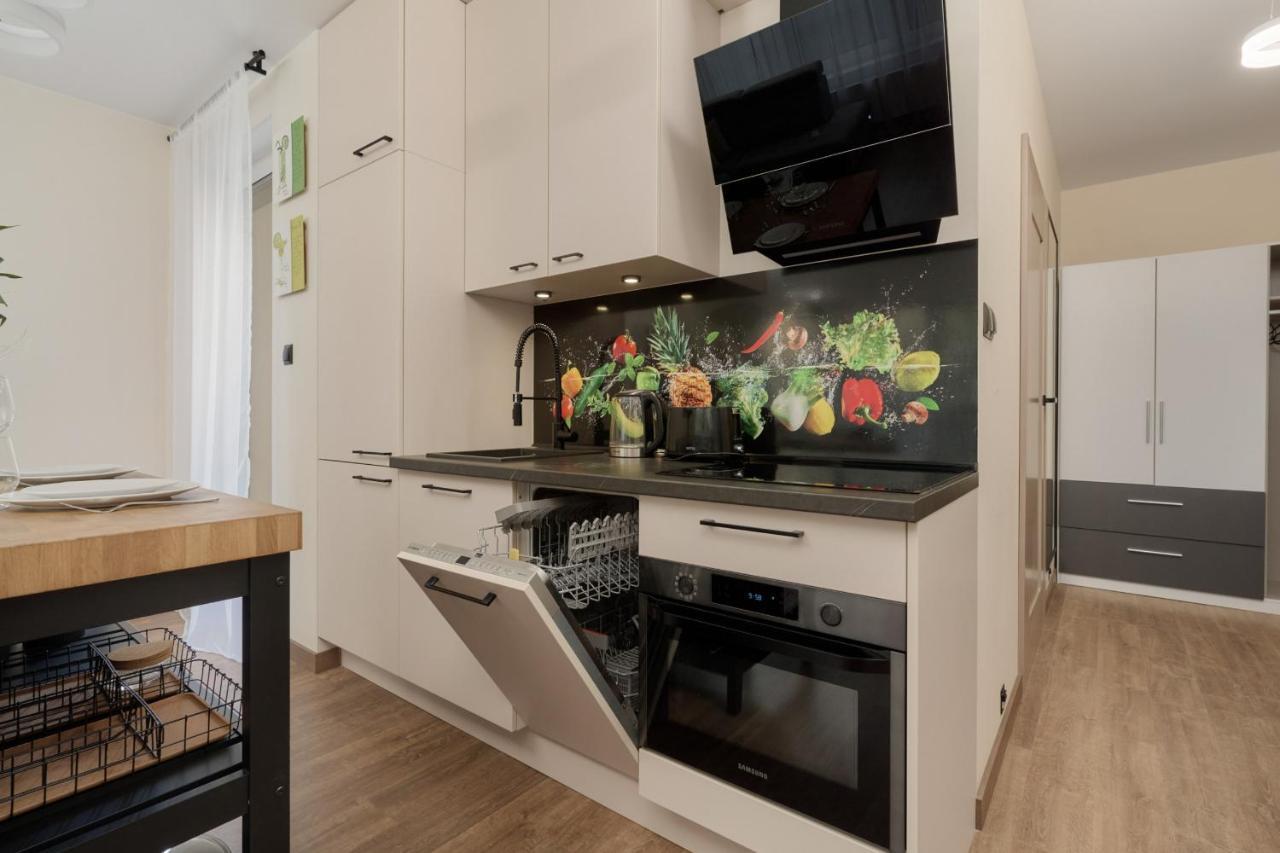 Lokum Vena With Terrace & Parking By Renters Apartment Wroclaw